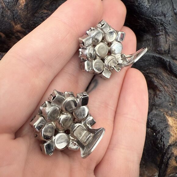 Vintage Aurora Borealis AB Rhinestone Clip Earrings Blue Flower Cluster Star - Picture 6 of 9